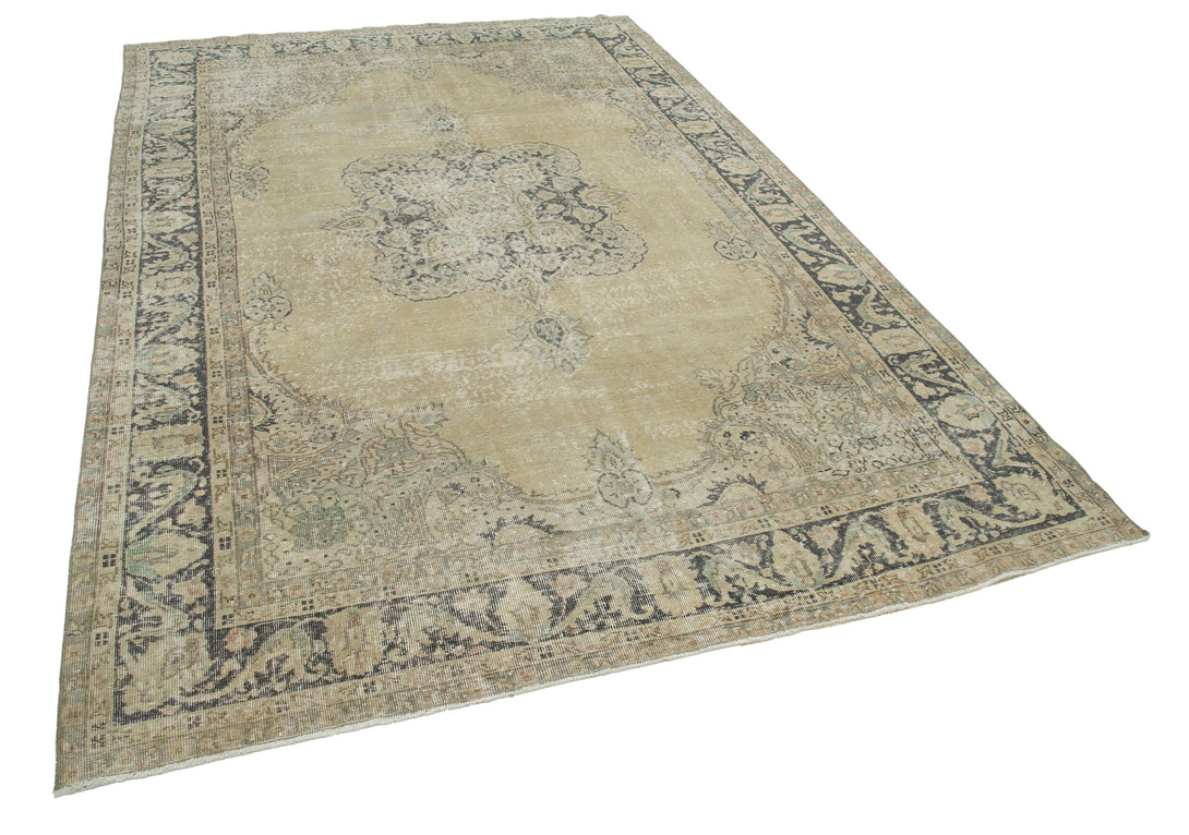 Handmade White Wash Area Rug > Design# OL-AC-25188 > Size: 6'-9" x 10'-2", Carpet Culture Rugs, Handmade Rugs, NYC Rugs, New Rugs, Shop Rugs, Rug Store, Outlet Rugs, SoHo Rugs, Rugs in USA
