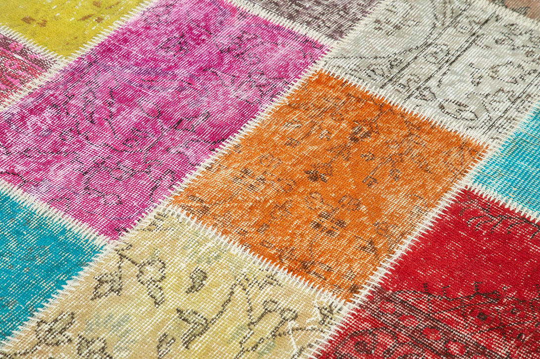 Handmade Patchwork Area Rug > Design# OL-AC-31747 > Size: 4'-9" x 6'-9", Carpet Culture Rugs, Handmade Rugs, NYC Rugs, New Rugs, Shop Rugs, Rug Store, Outlet Rugs, SoHo Rugs, Rugs in USA