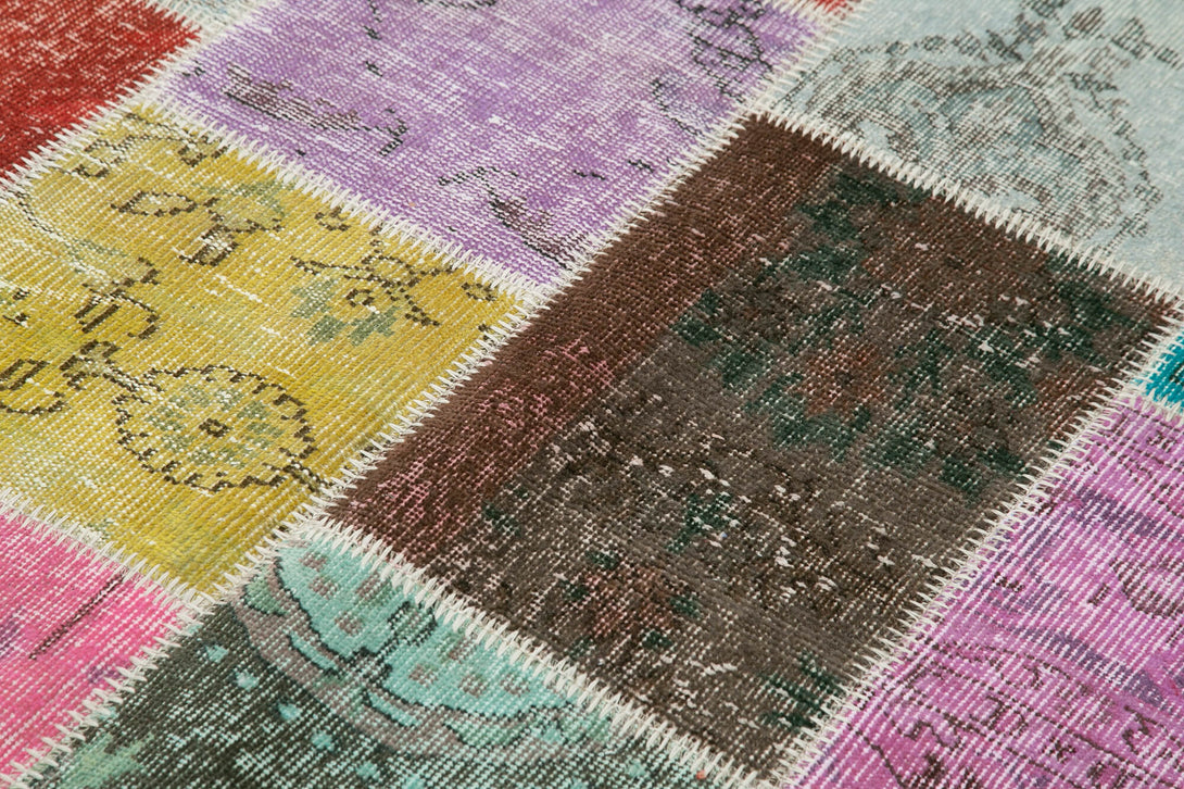 Handmade Patchwork Area Rug > Design# OL-AC-31752 > Size: 4'-9" x 6'-8", Carpet Culture Rugs, Handmade Rugs, NYC Rugs, New Rugs, Shop Rugs, Rug Store, Outlet Rugs, SoHo Rugs, Rugs in USA