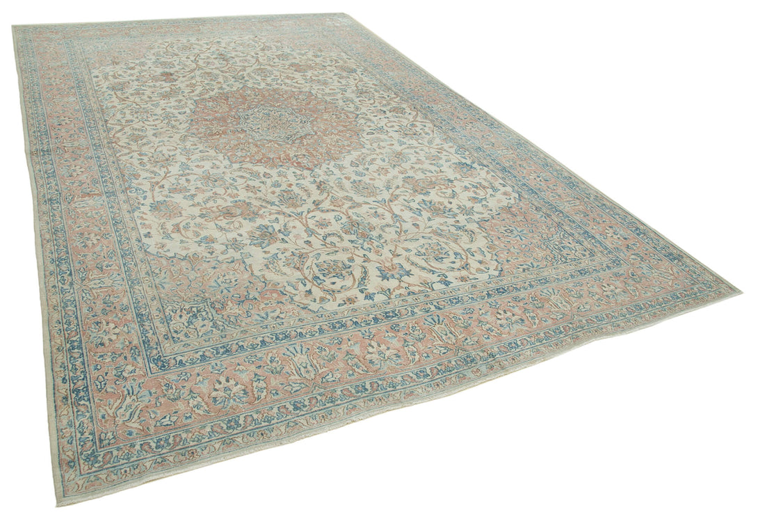 Handmade Persian Vintage Area Rug > Design# OL-AC-37830 > Size: 7'-9" x 11'-11", Carpet Culture Rugs, Handmade Rugs, NYC Rugs, New Rugs, Shop Rugs, Rug Store, Outlet Rugs, SoHo Rugs, Rugs in USA