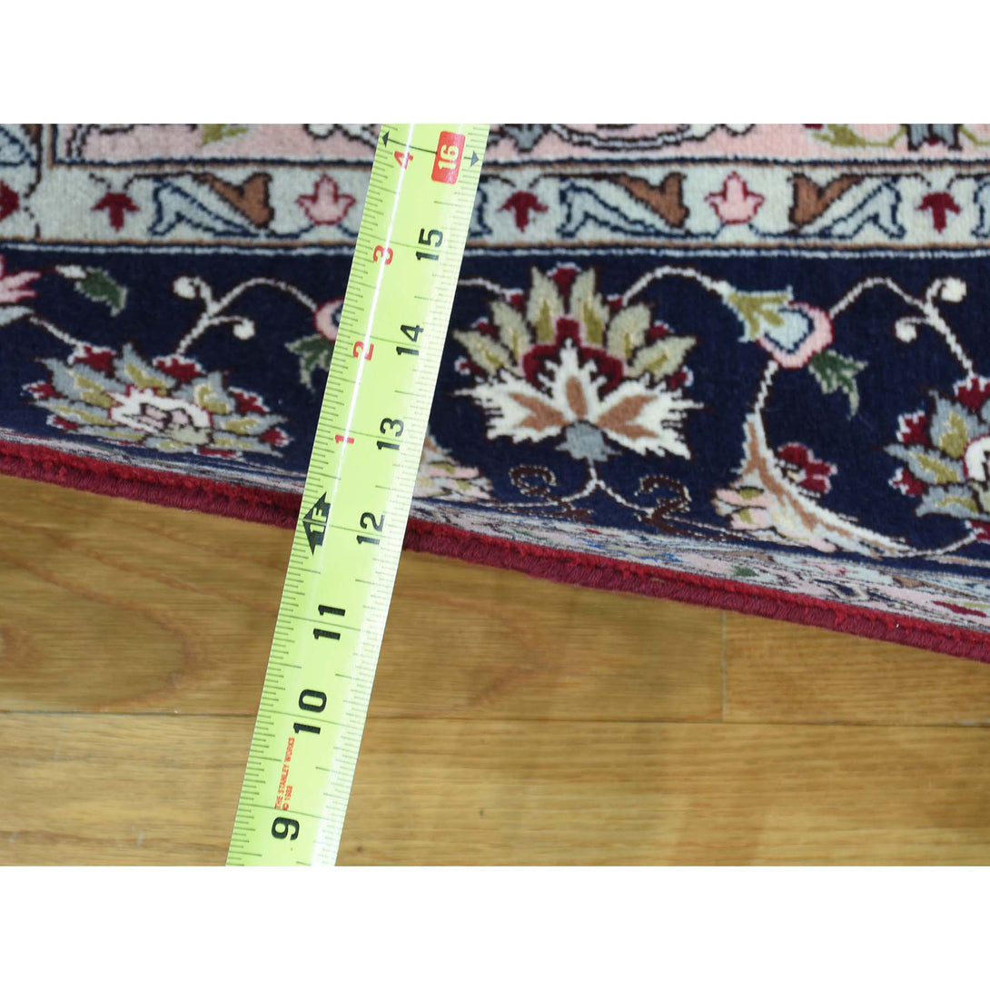 Handmade Fine Oriental Rectangle Rug > Design# SH31957 > Size: 6'-6" x 10'-0" [ONLINE ONLY]
