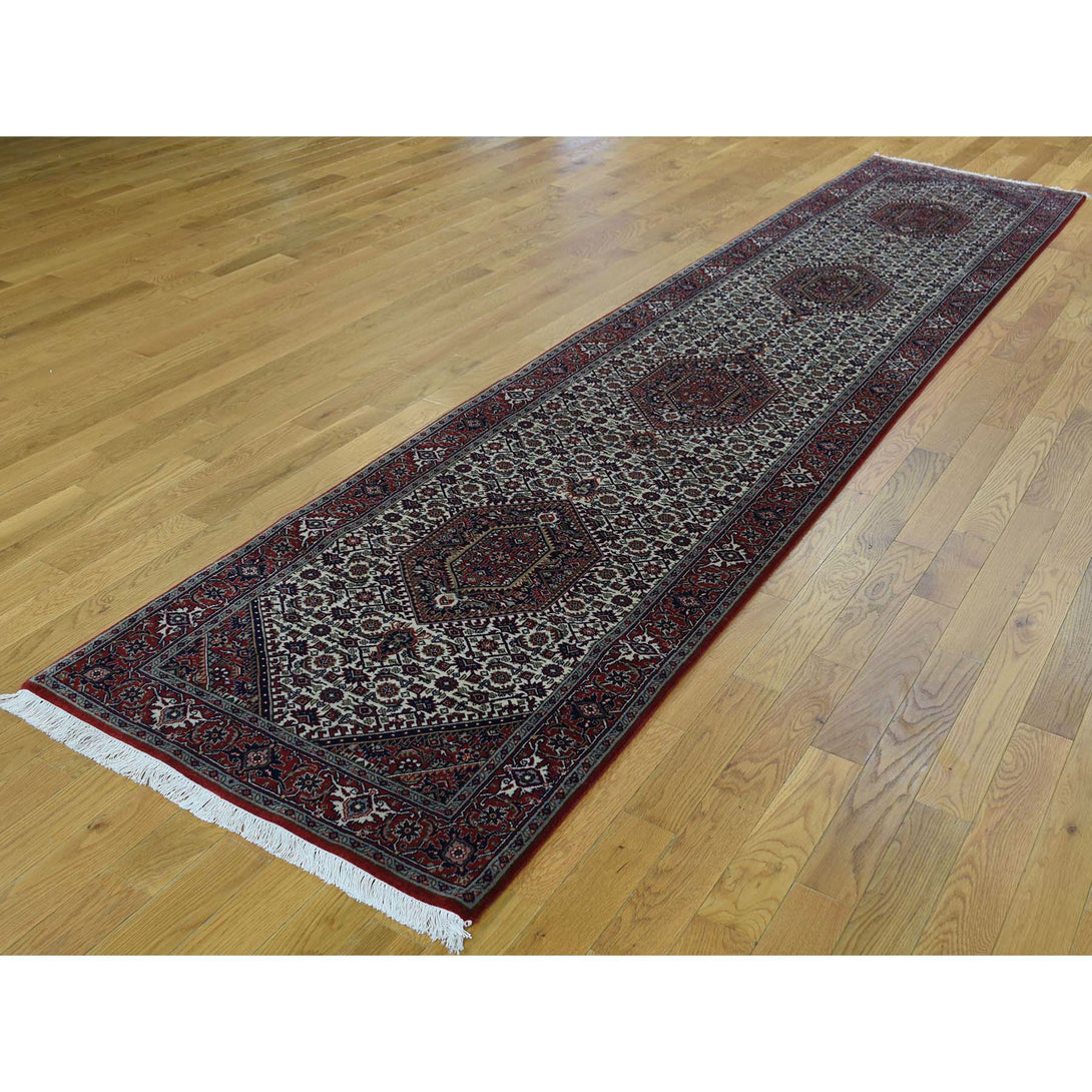 Handmade Persian Runner Rug > Design# SH36523 > Size: 2'-9" x 12'-10" [ONLINE ONLY]