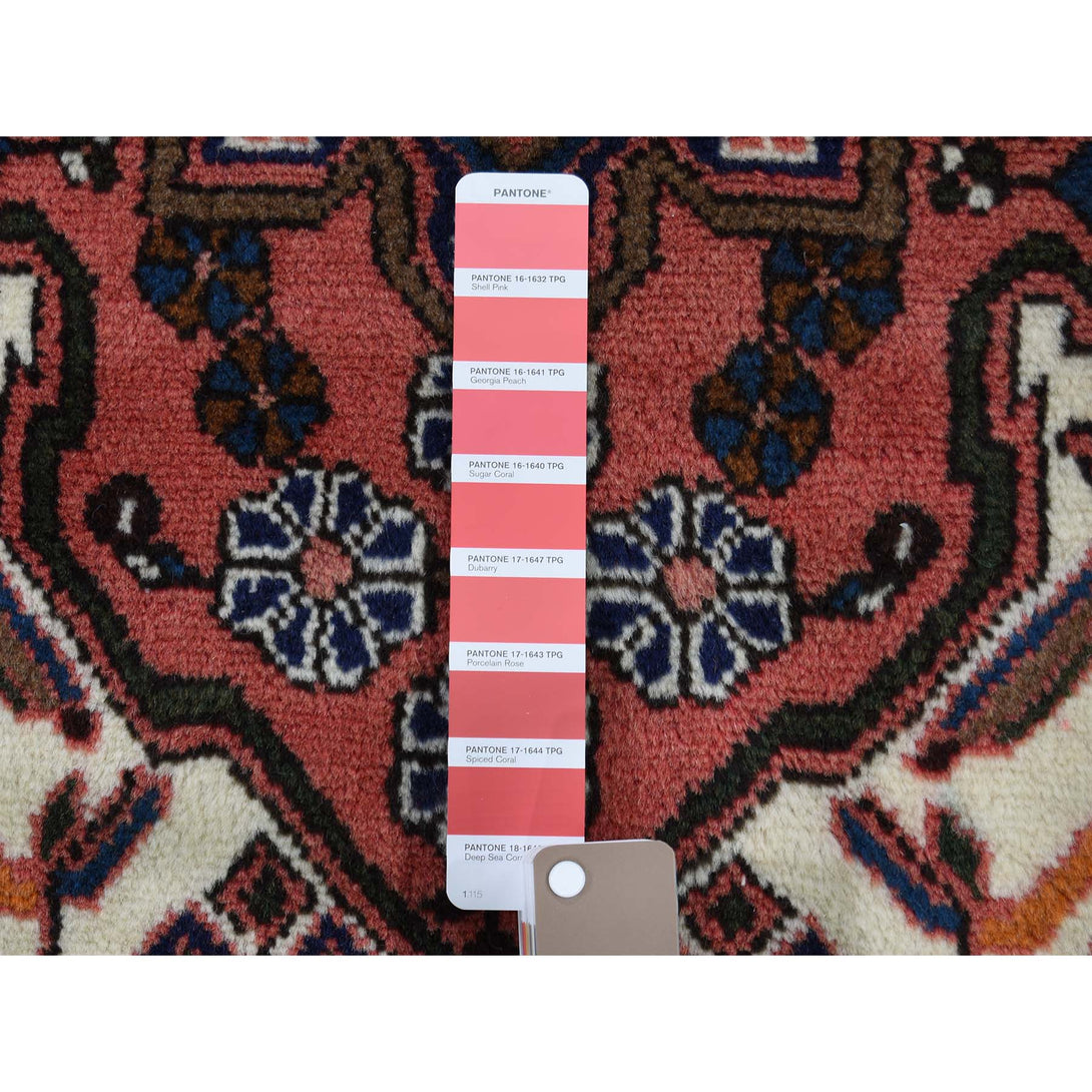 Handmade Persian Rectangle Rug > Design# SH43558 > Size: 3'-4" x 4'-9" [ONLINE ONLY]