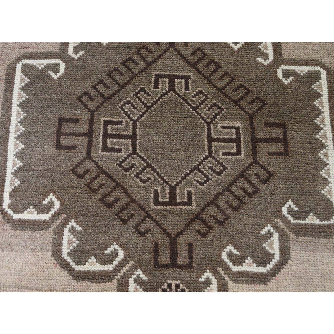 Handmade Tribal & Geometric Rectangle Rug > Design# SH45339 > Size: 6'-3" x 9'-10" [ONLINE ONLY]