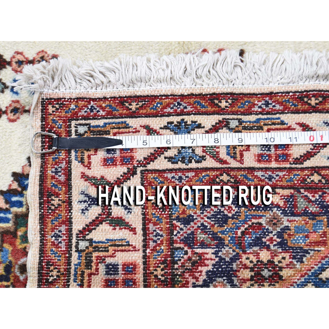 Handmade Persian Rectangle Rug > Design# SH45450 > Size: 3'-3" x 4'-3" [ONLINE ONLY]