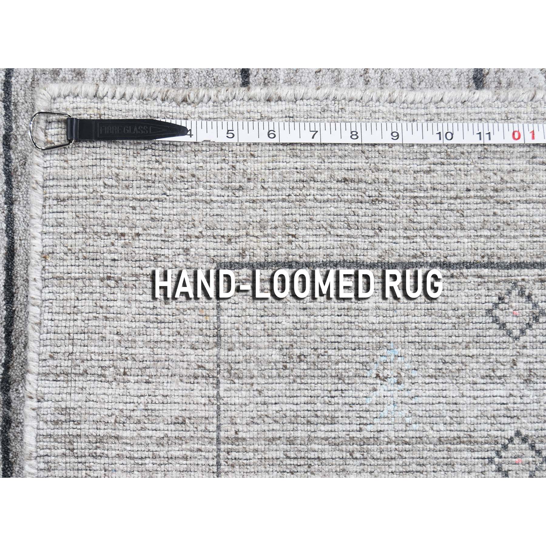 Handmade Modern and Contemporary Rectangle Rug > Design# SH46012 > Size: 4'-3" x 4'-3" [ONLINE ONLY]