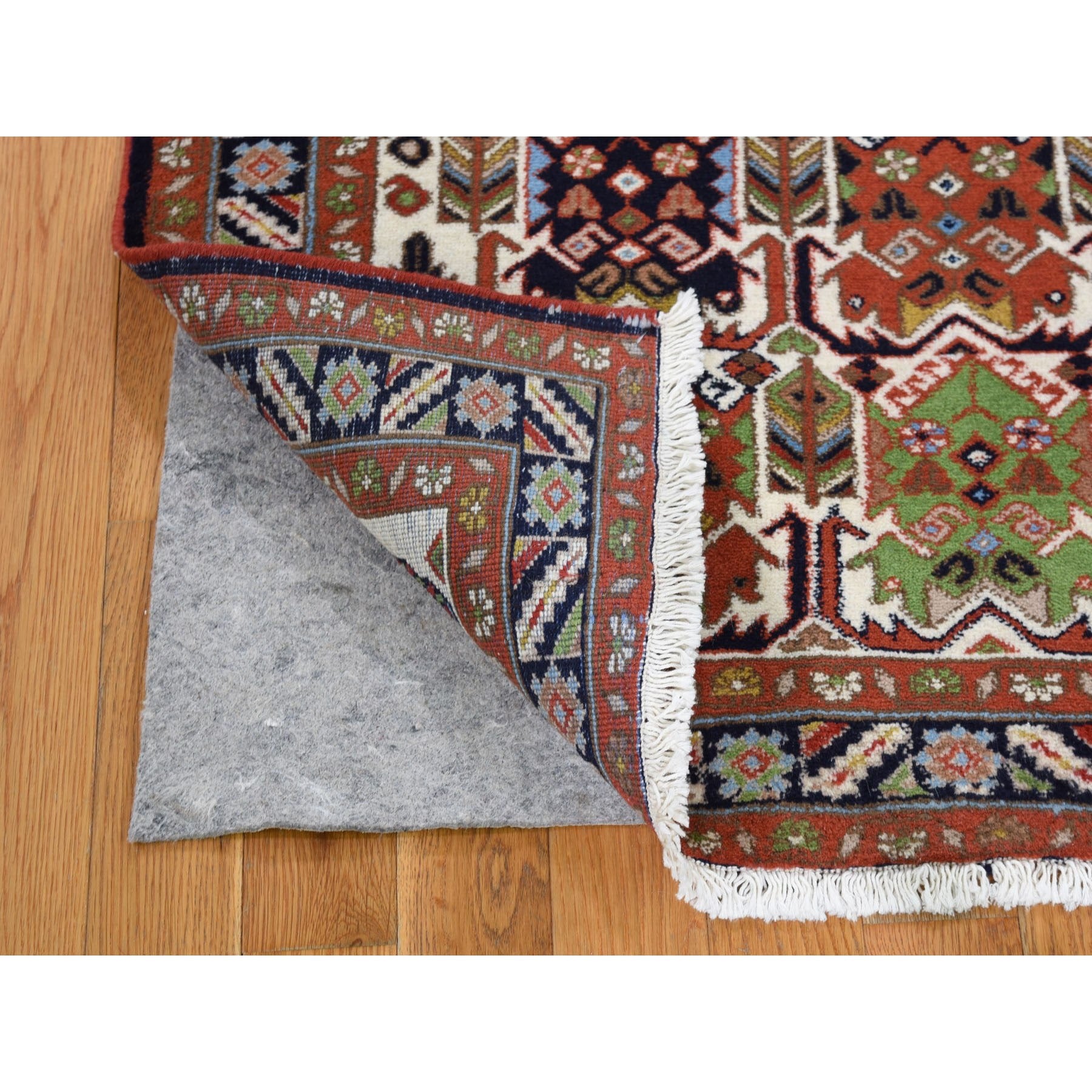 Handmade Persian Rectangle Rug > Design# SH47138 > Size: 3'-10" x 5'-10" [ONLINE ONLY]
