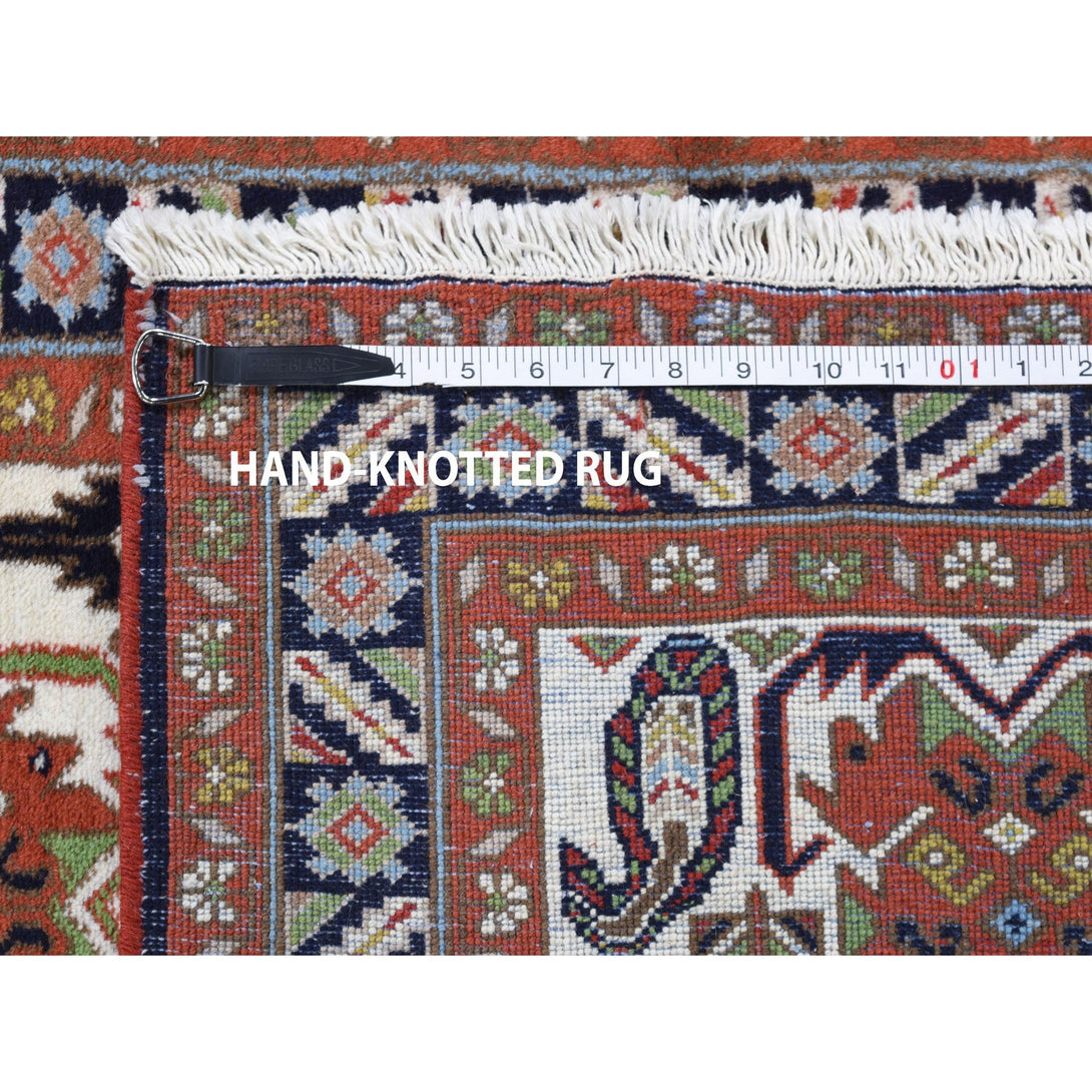 Handmade Persian Rectangle Rug > Design# SH47138 > Size: 3'-10" x 5'-10" [ONLINE ONLY]