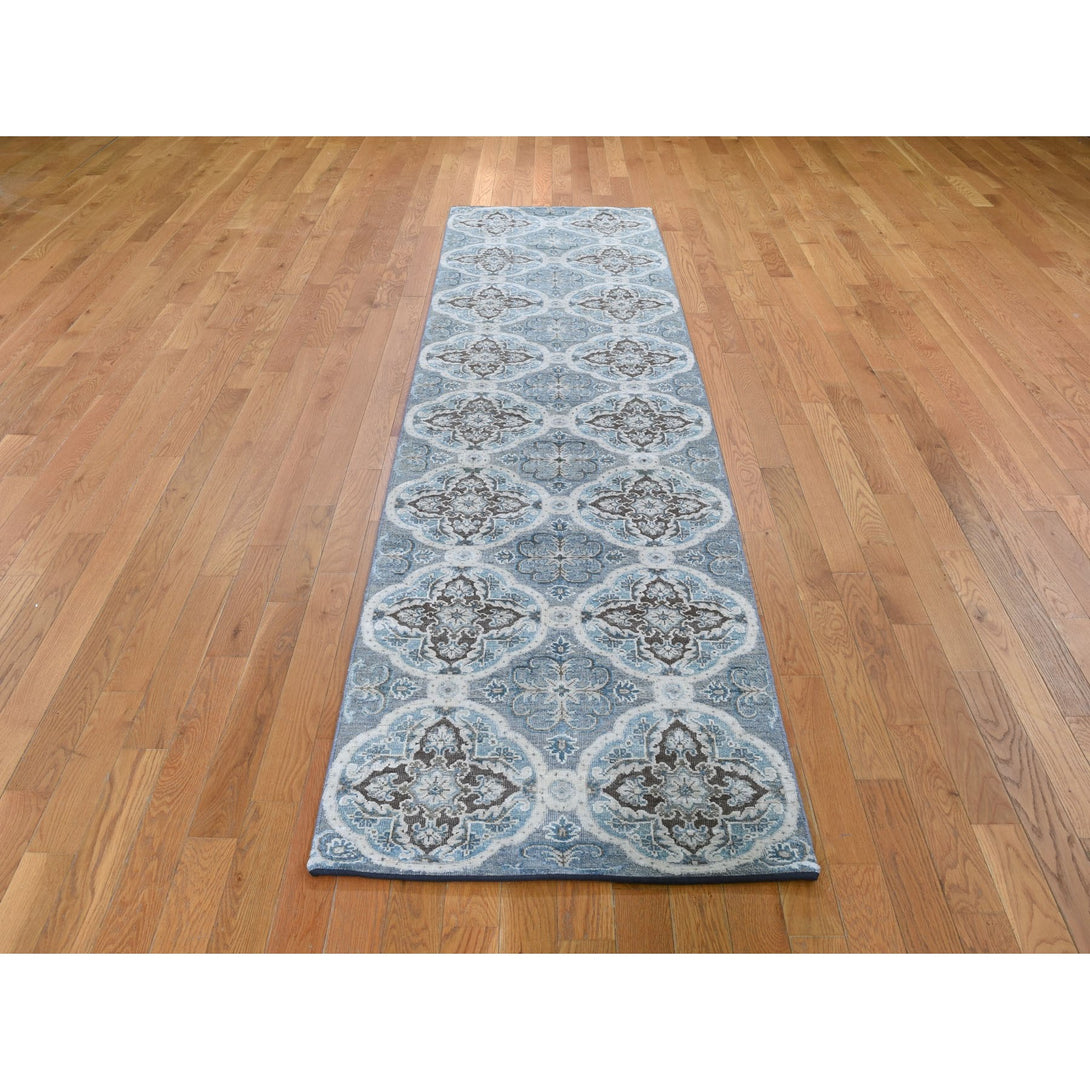 Hand Knotted Transitional Runner > Design# CCSR48027 > Size: 2'-7" x 9'-10"