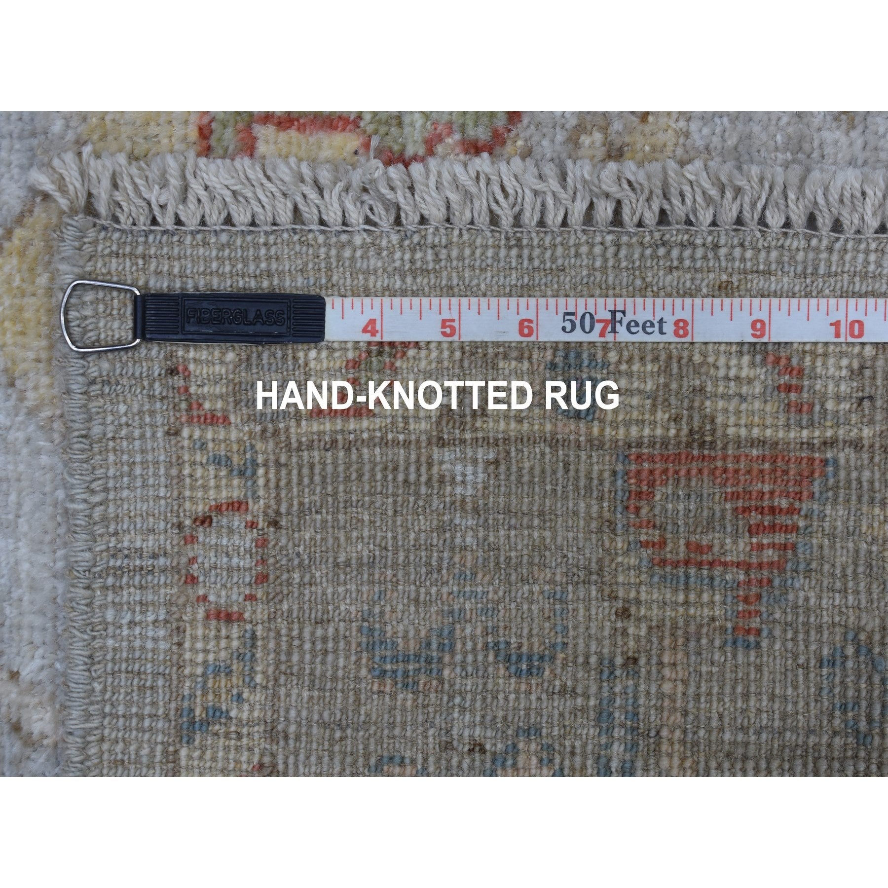 Hand Knotted Traditional Decorative Area Rug > Design# CCSR56360 > Size: 4'-1" x 6'-0"