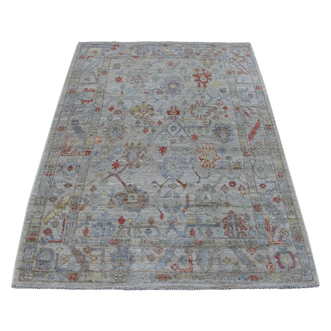 Hand Knotted Traditional Decorative Area Rug > Design# CCSR56365 > Size: 4'-7" x 6'-1"