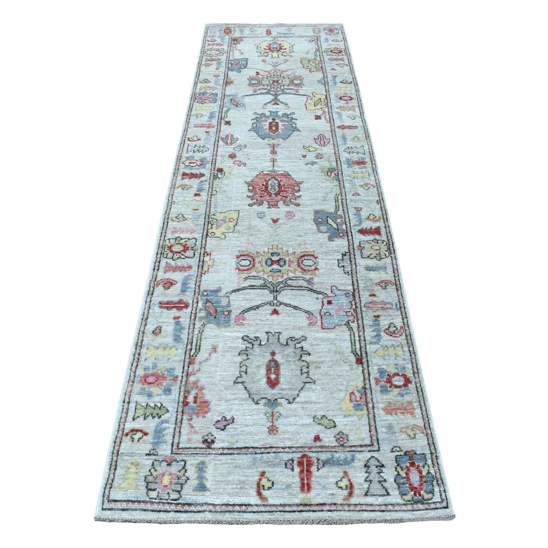 Hand Knotted Traditional Decorative Runner > Design# CCSR56600 > Size: 2'-9" x 9'-8"