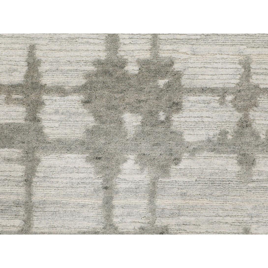 Hand Knotted Modern and Contemporary Runner > Design# CCSR58230 > Size: 2'-6" x 8'-0"
