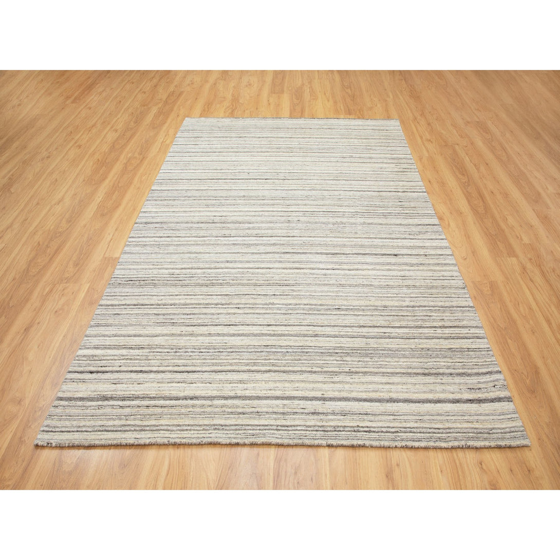 Hand Loomed Modern and Contemporary Area Rug > Design# CCSR58377 > Size: 6'-0" x 9'-0"