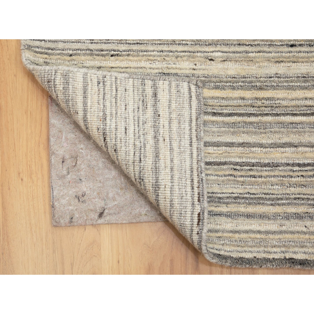 Hand Loomed Modern and Contemporary Area Rug > Design# CCSR58377 > Size: 6'-0" x 9'-0"