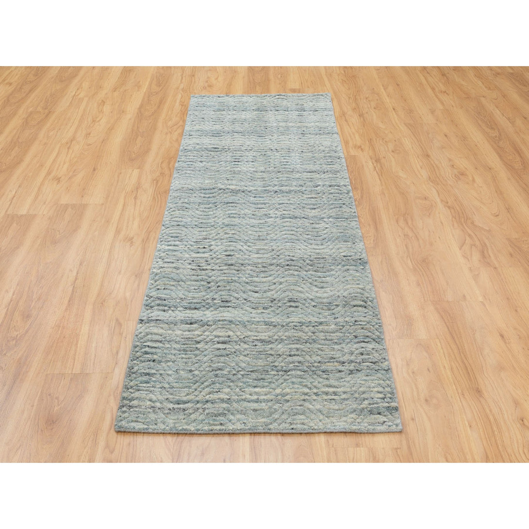 Hand Loomed Modern and Contemporary Runner > Design# CCSR58422 > Size: 2'-6" x 7'-10"