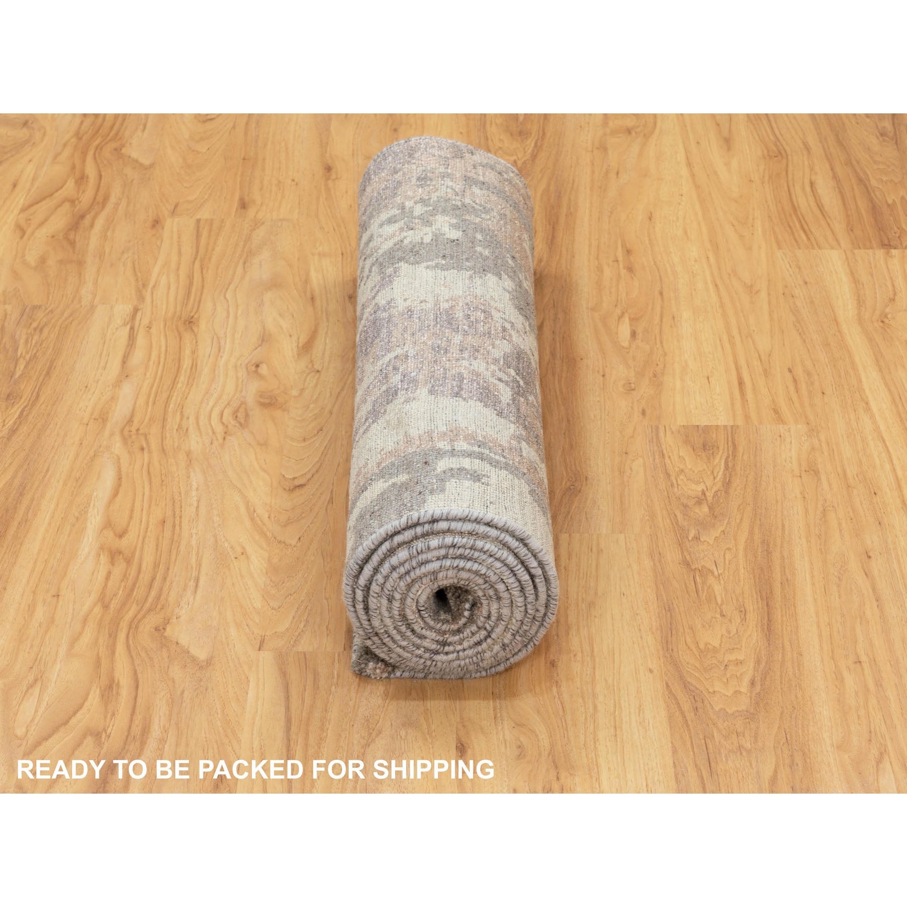 Hand Knotted Modern and Contemporary Runner > Design# CCSR58444 > Size: 2'-8" x 9'-7"