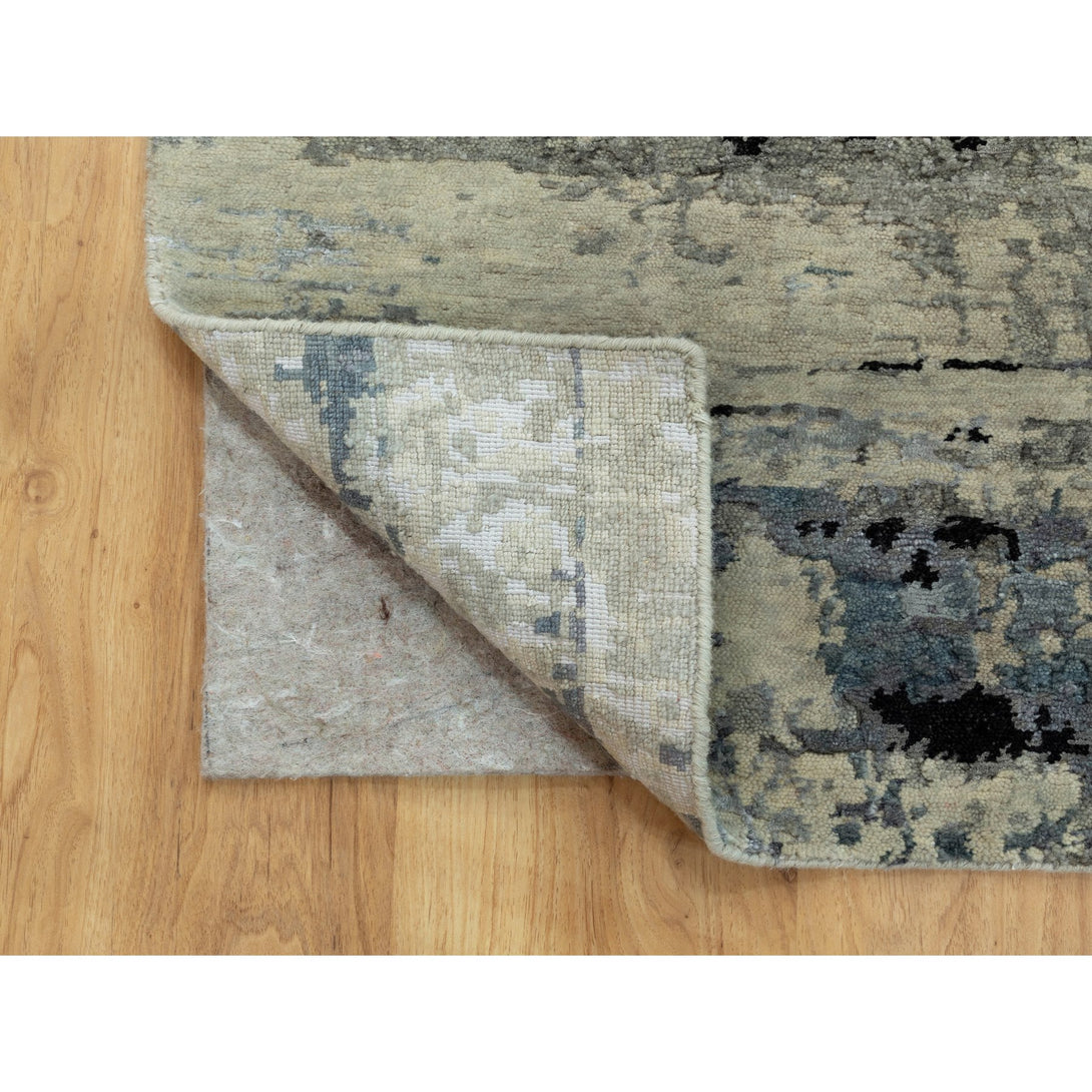 Hand Knotted Modern and Contemporary Area Rug > Design# CCSR58504 > Size: 2'-0" x 2'-10"