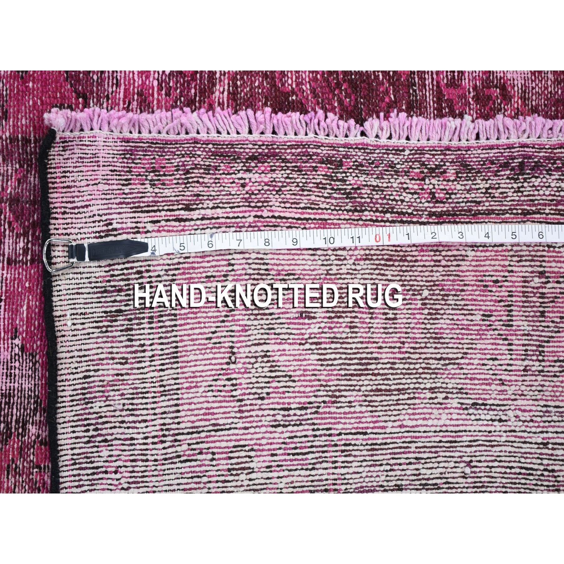 Hand Knotted Vintage Runner > Design# CCSR59191 > Size: 5'-5" x 9'-4"