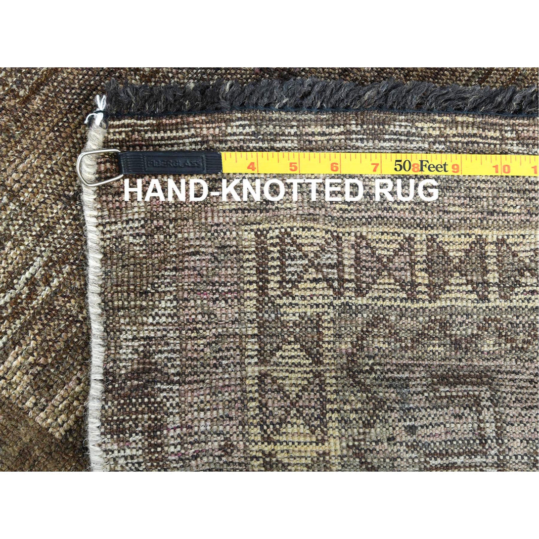 Hand Knotted Vintage Area Rug > Design# CCSR60553 > Size: 4'-5" x 7'-2"