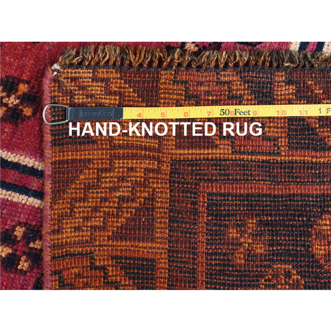 Hand Knotted Vintage Area Rug > Design# CCSR60610 > Size: 5'-1" x 8'-4"
