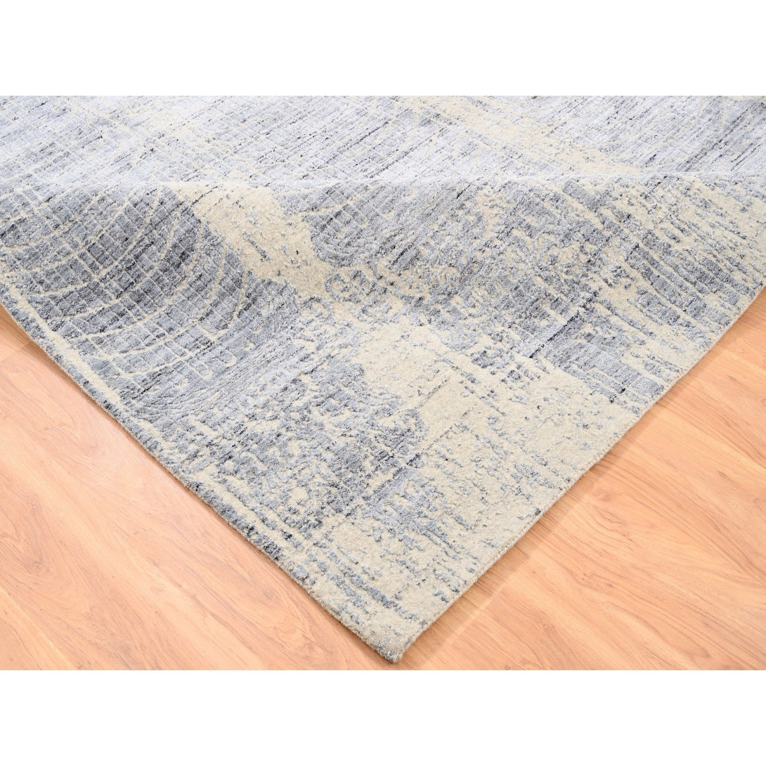 Hand Loomed Modern and Contemporary Area Rug > Design# CCSR62258 > Size: 8'-1" x 9'-10"