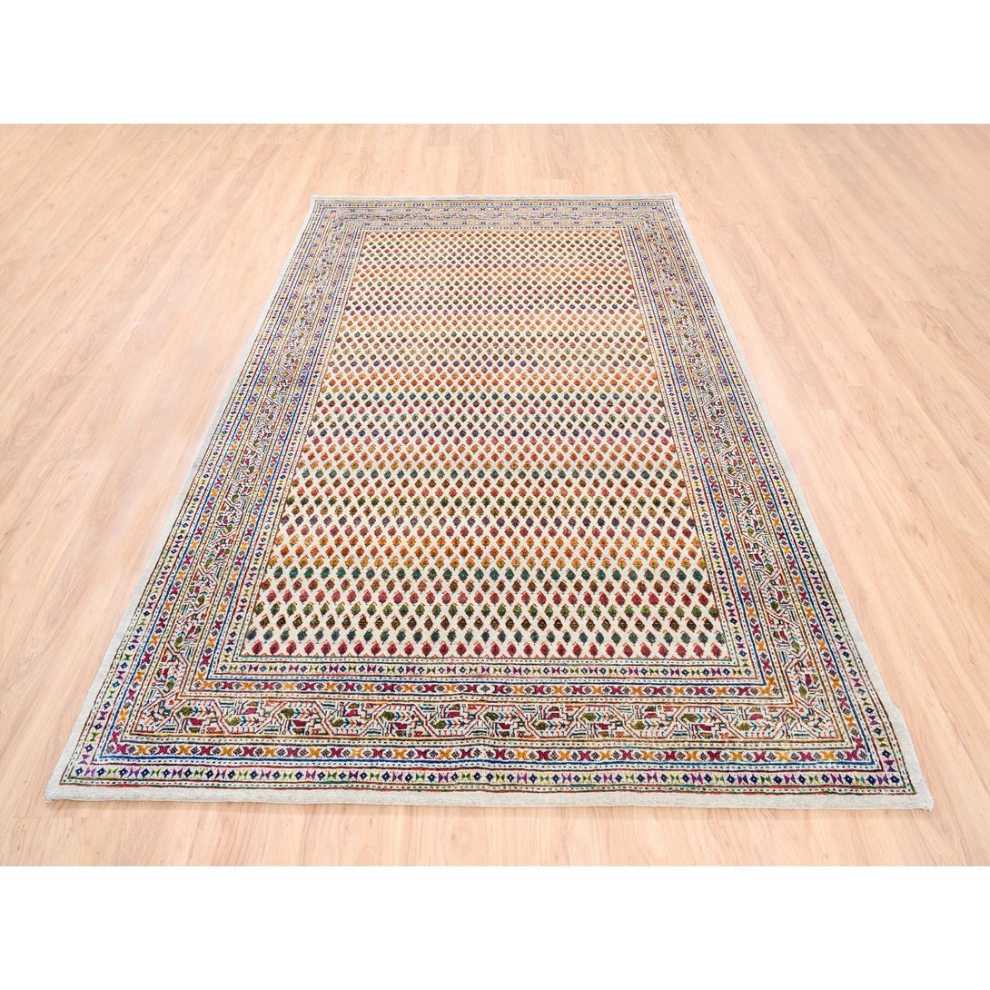 Hand Knotted Modern and Contemporary Area Rug > Design# CCSR62317 > Size: 5'-10" x 9'-0"