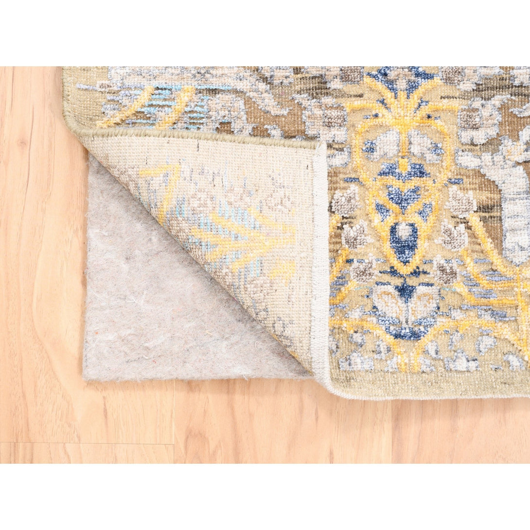 Hand Knotted Transitional Area Rug > Design# CCSR62322 > Size: 2'-1" x 3'-0"