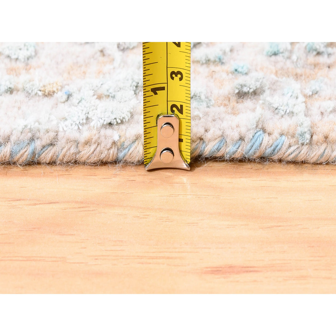 Handmade Wool and Silk Area Rug > Design# CCSR62362 > Size: 3'-1" x 5'-0"