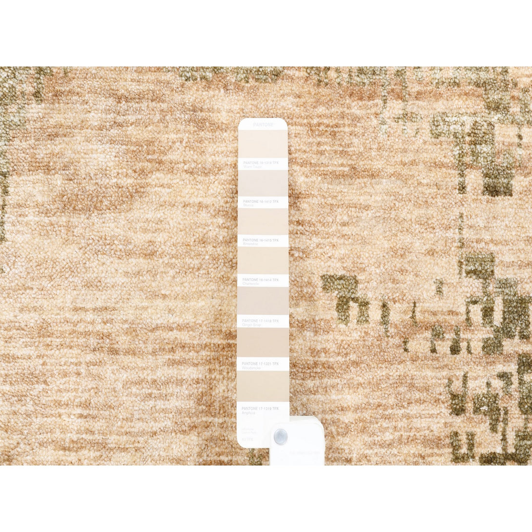 Hand Knotted Modern and Contemporary Runner > Design# CCSR62420 > Size: 2'-9" x 10'-1"