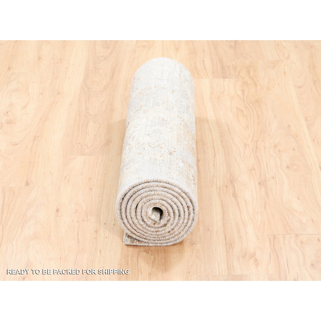 Hand Knotted Modern and Contemporary Runner > Design# CCSR62437 > Size: 2'-9" x 10'-0"