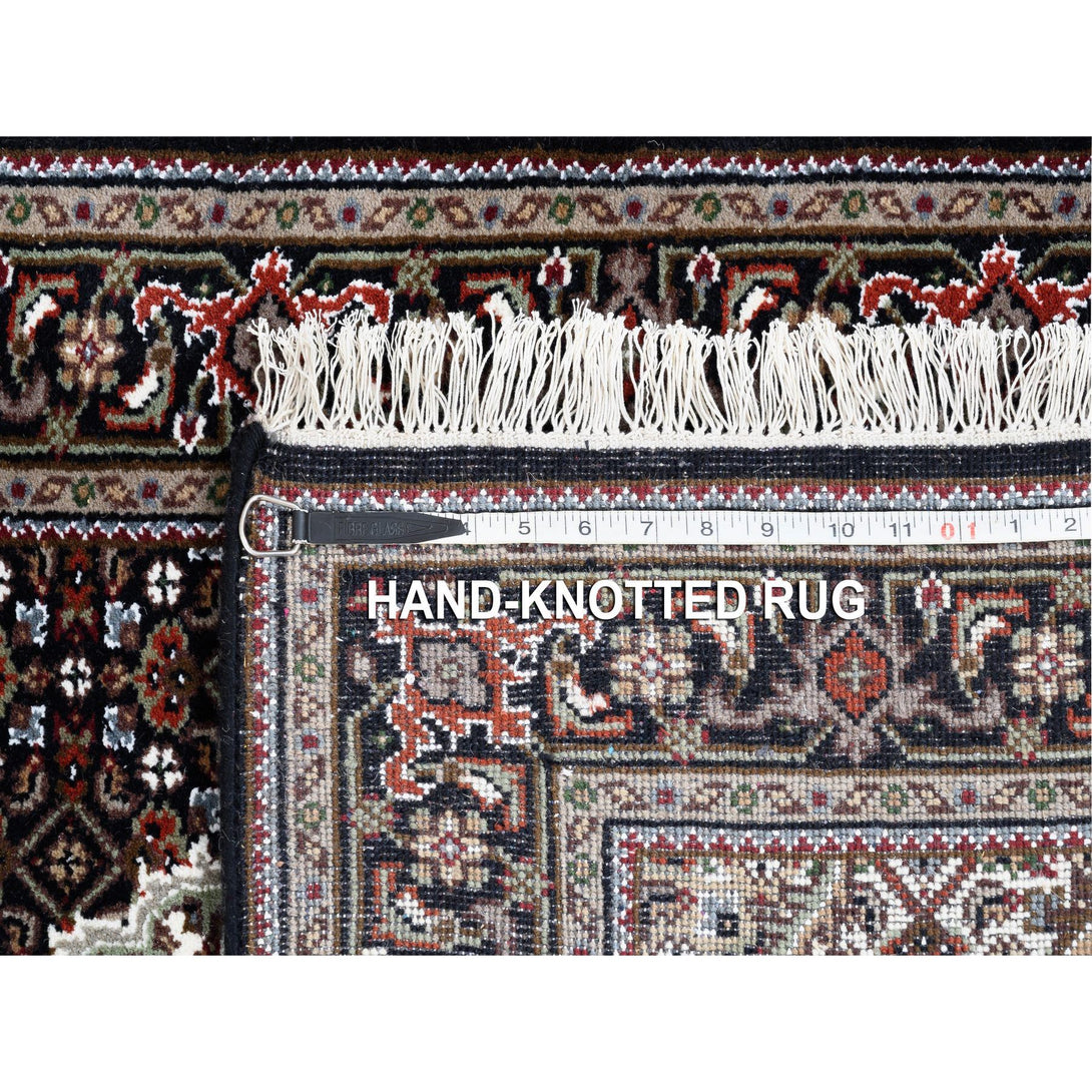 Hand Knotted Fine Oriental Area Rug > Design# CCSR62484 > Size: 3'-0" x 4'-1"