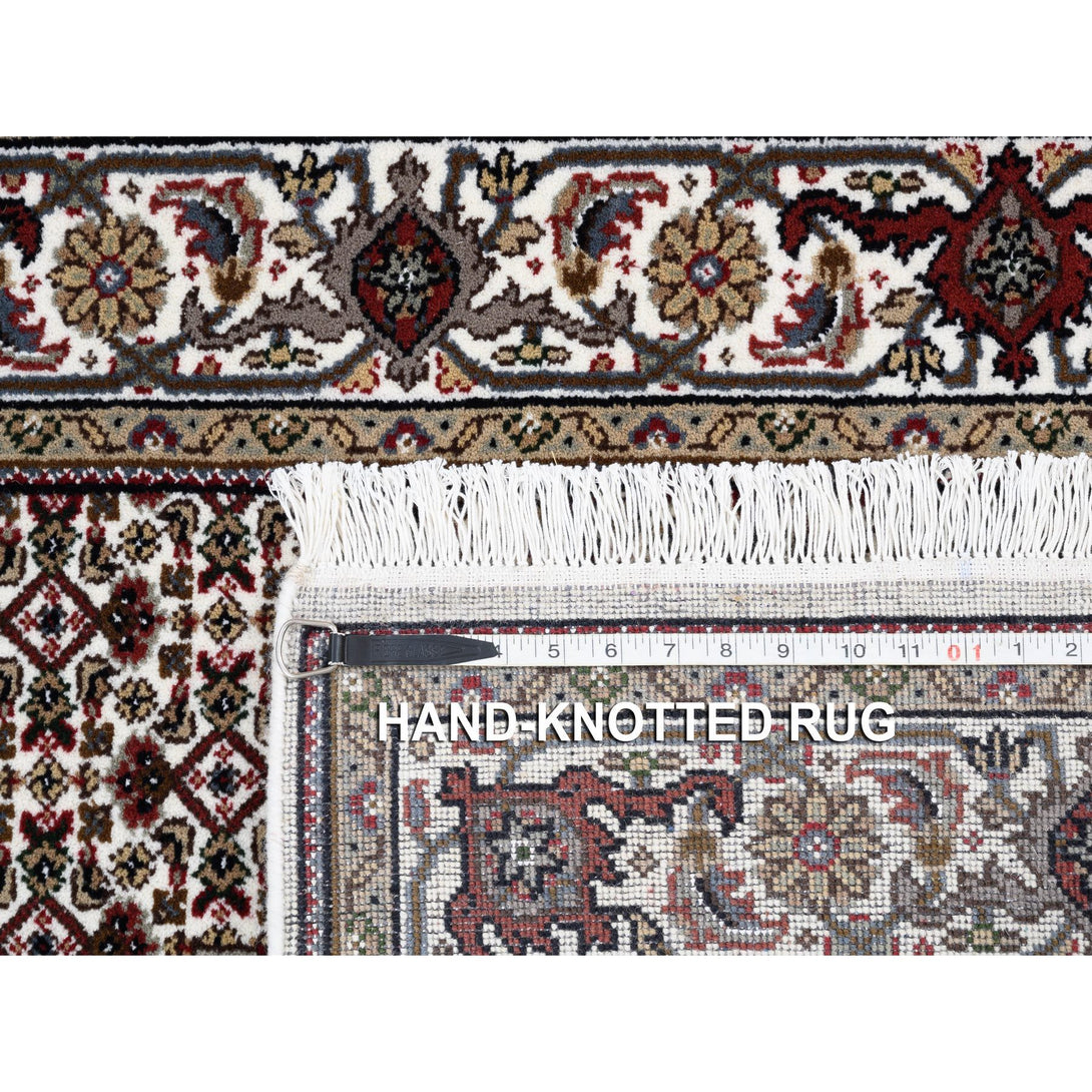 Hand Knotted Fine Oriental Area Rug > Design# CCSR62490 > Size: 4'-0" x 6'-0"