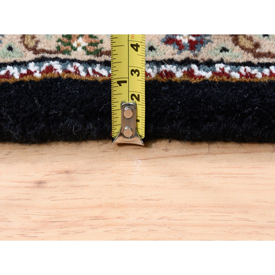 Hand Knotted Fine Oriental Area Rug > Design# CCSR62550 > Size: 6'-0" x 6'-1"