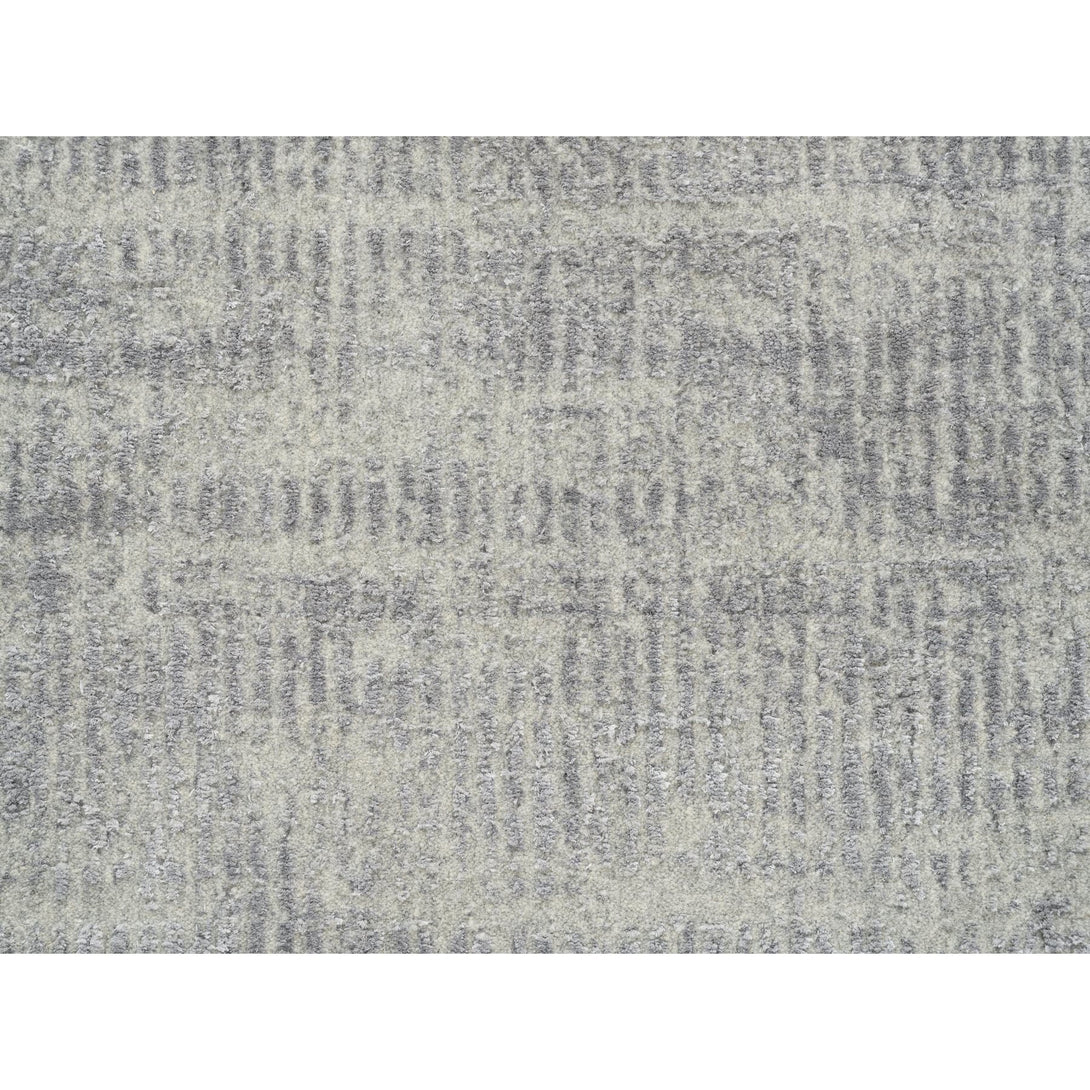 Hand Loomed Modern and Contemporary Runner > Design# CCSR62860 > Size: 2'-6" x 8'-0"
