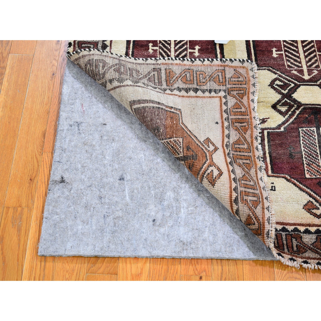Hand Knotted Persian Area Rug > Design# CCSR66017 > Size: 3'-7" x 6'-0"