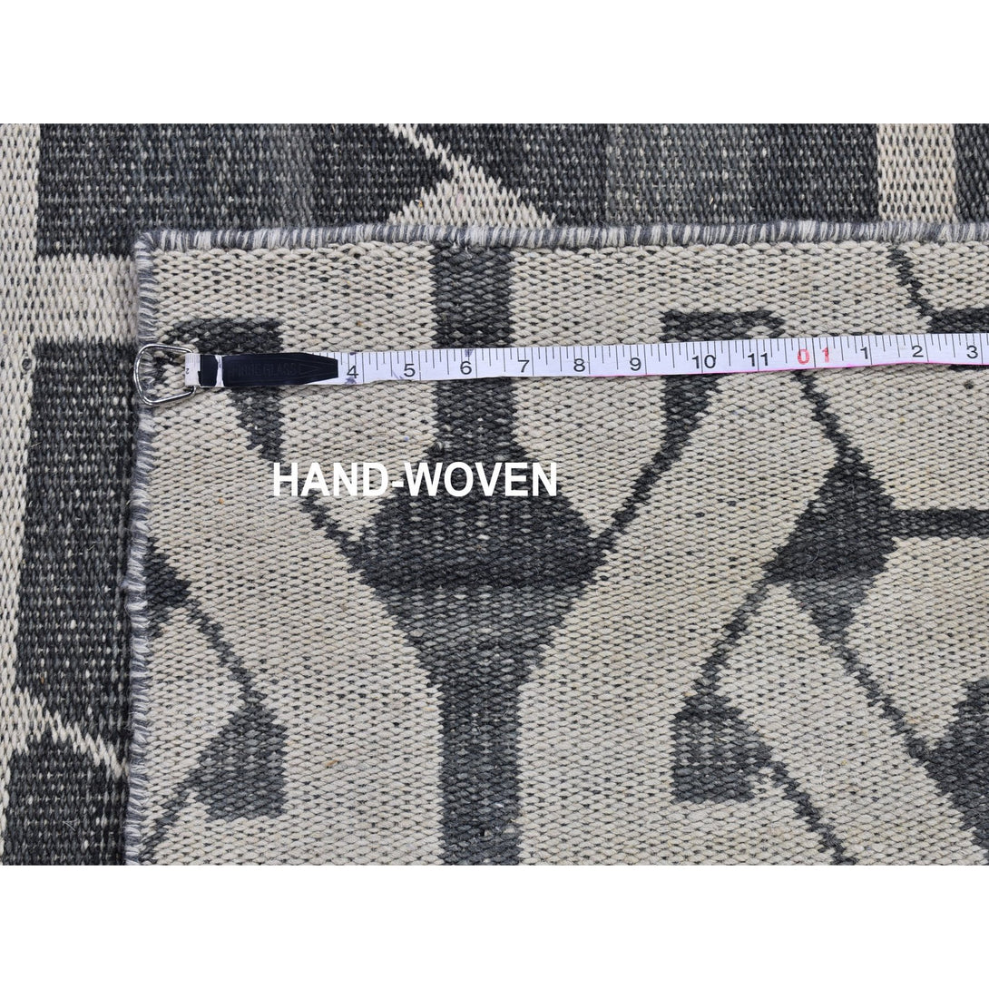 Hand Woven Flat Weave Area Rug > Design# CCSR66100 > Size: 2'-7" x 9'-10"
