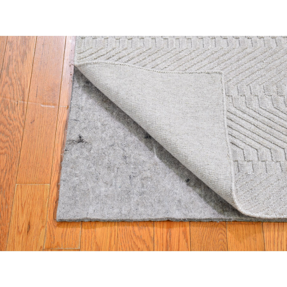 Hand Loomed Modern and Contemporary Area Rug > Design# CCSR66147 > Size: 2'-1" x 3'-1"