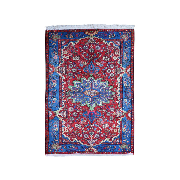Hand Knotted Persian Area Rug > Design# CCSR66316 > Size: 4'-3" x 6'-2"