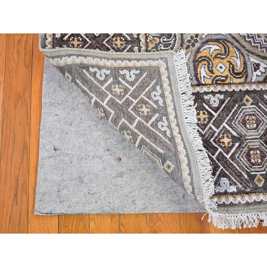 Hand Knotted Transitional Area Rug > Design# CCSR66363 > Size: 8'-1" x 10'-0"