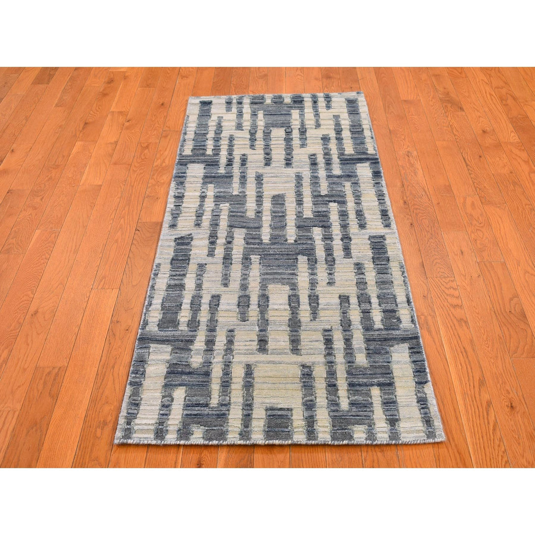 Hand Knotted Modern and Contemporary Area Rug > Design# CCSR66511 > Size: 2'-6" x 6'-2"
