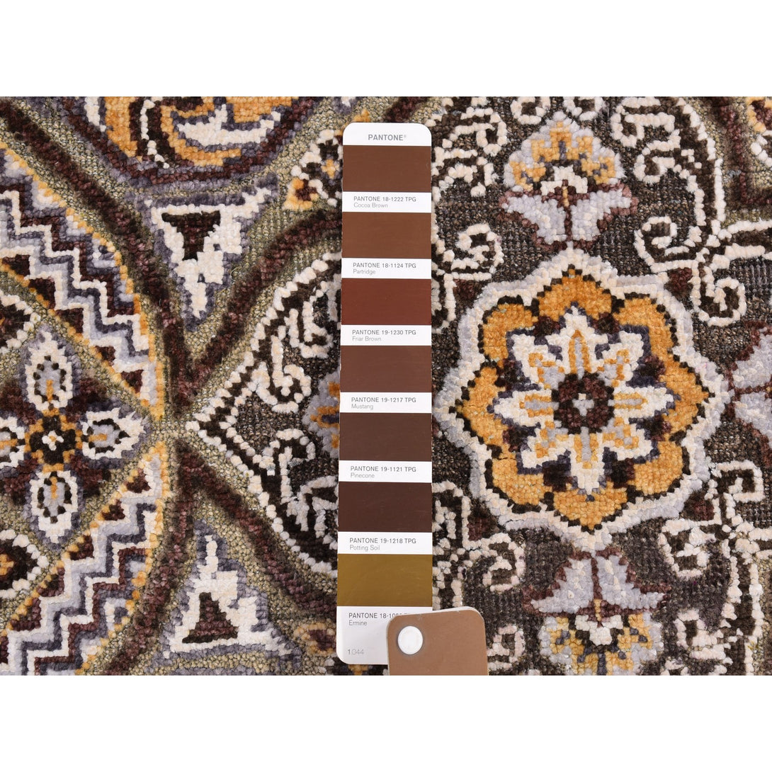 Hand Knotted Transitional Area Rug > Design# CCSR66525 > Size: 5'-2" x 7'-1"