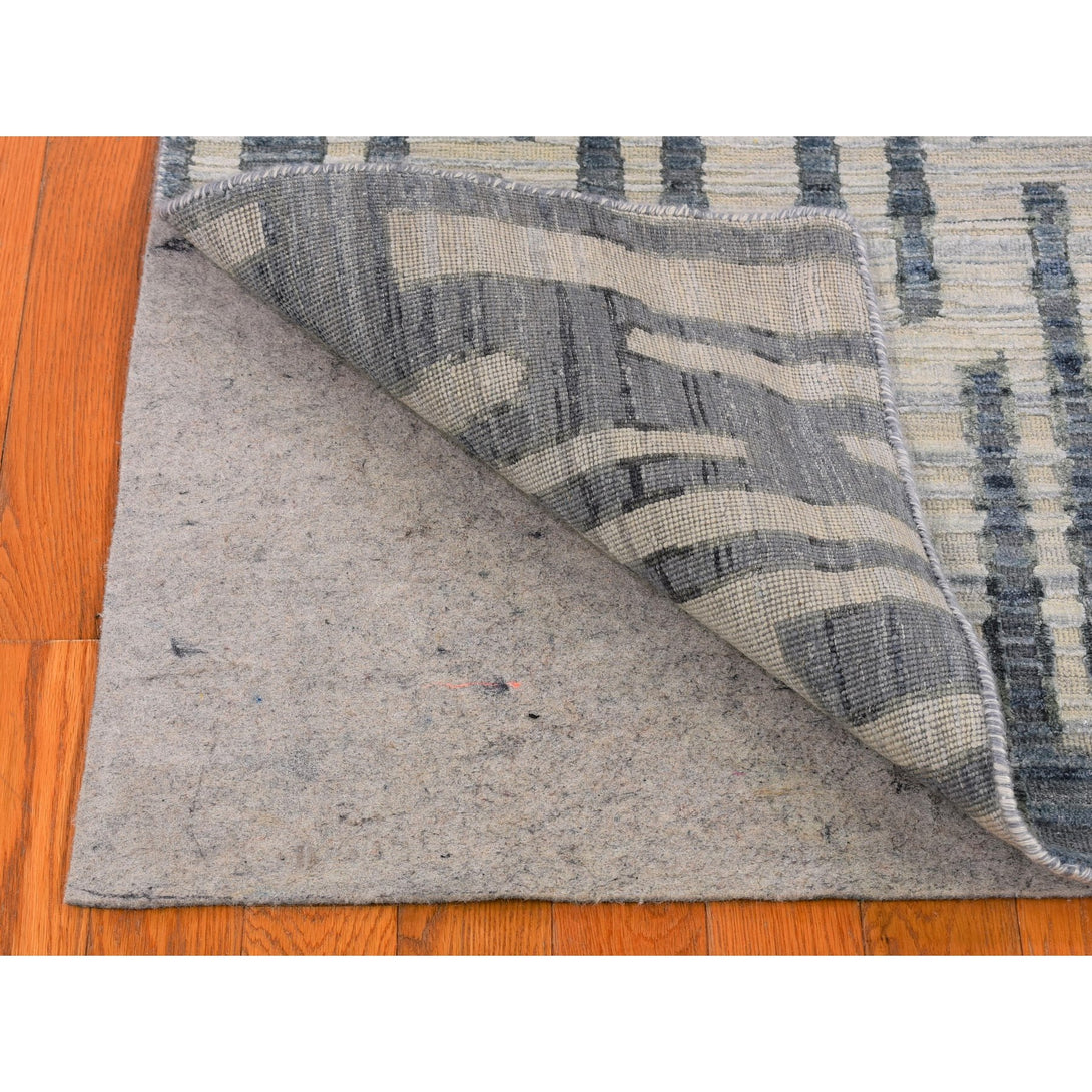 Hand Knotted Modern and Contemporary Area Rug > Design# CCSR66532 > Size: 2'-6" x 10'-4"