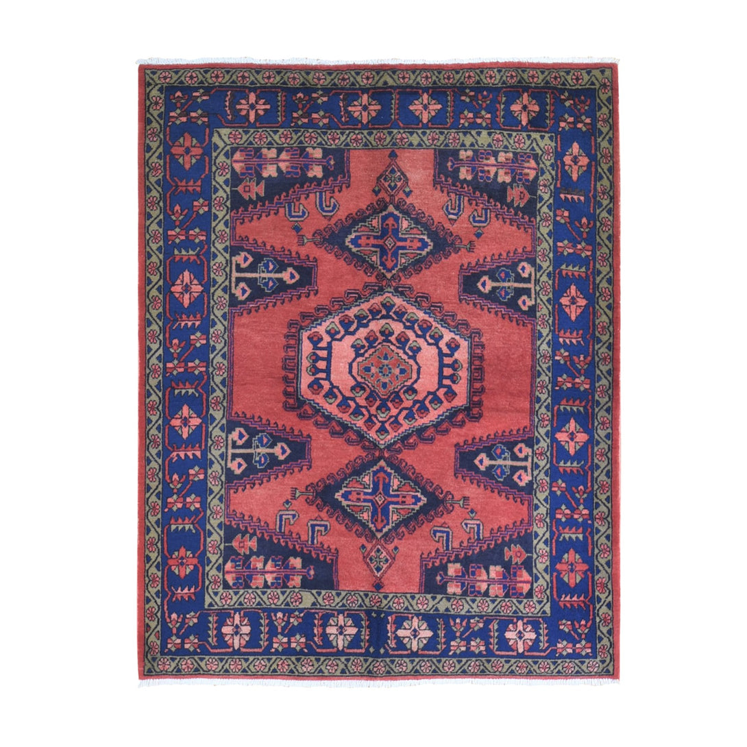 Hand Knotted Persian Area Rug > Design# CCSR66613 > Size: 5'-5" x 6'-4"