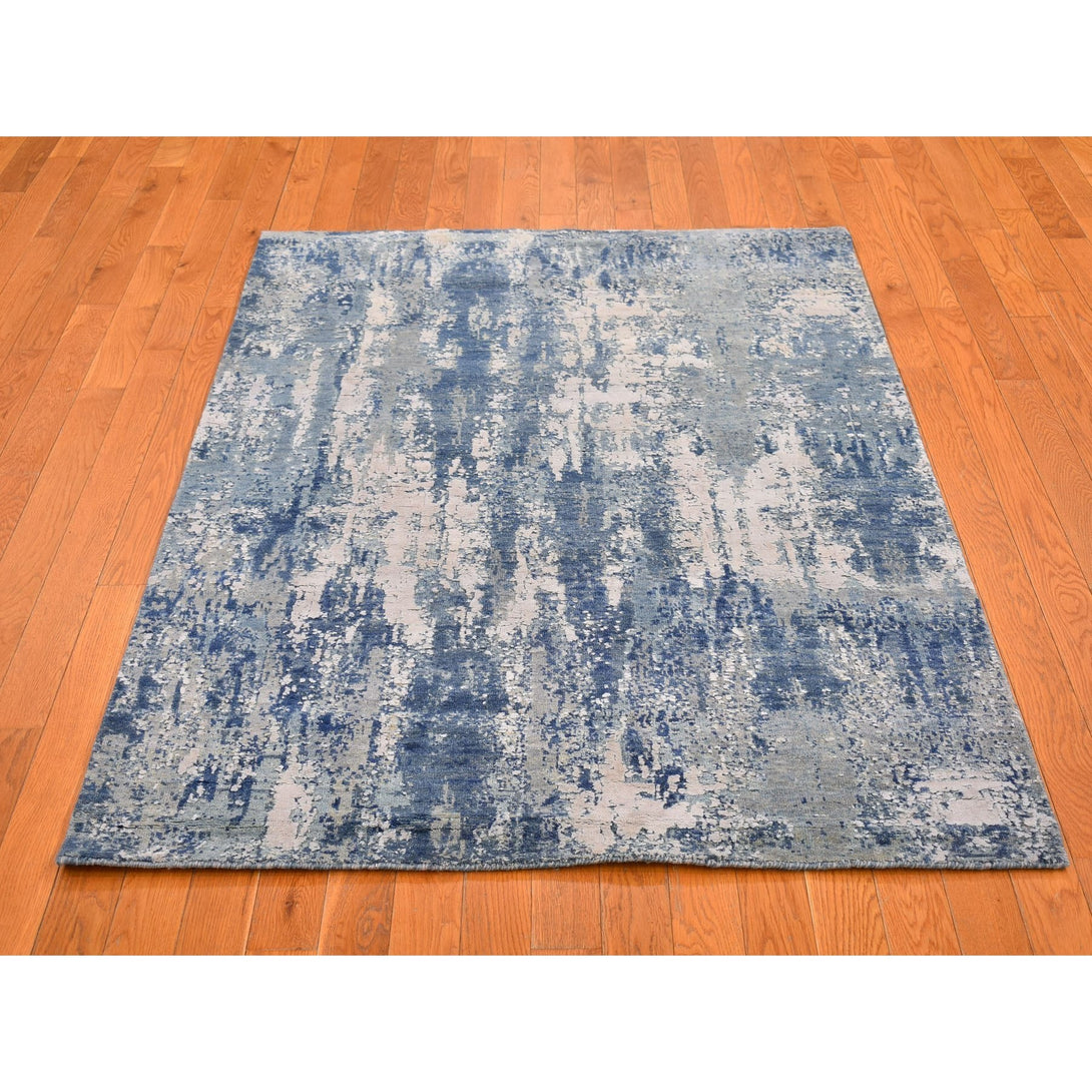 Hand Knotted Modern and Contemporary Area Rug > Design# CCSR66771 > Size: 4'-0" x 6'-2"