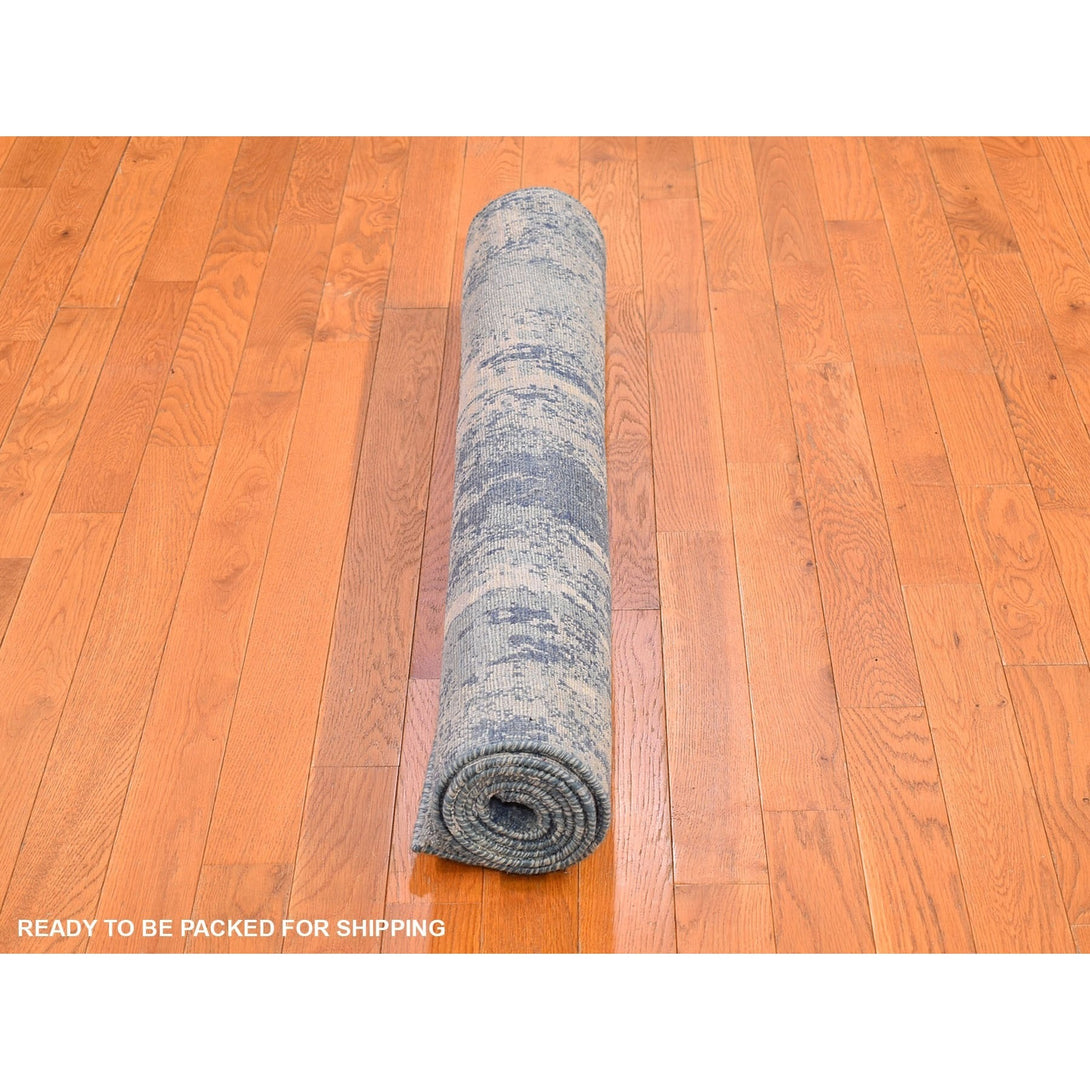 Hand Knotted Modern and Contemporary Area Rug > Design# CCSR66771 > Size: 4'-0" x 6'-2"