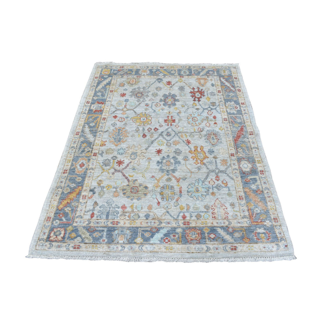 Hand Knotted Traditional Decorative Area Rug > Design# CCSR67273 > Size: 4'-1" x 5'-8"