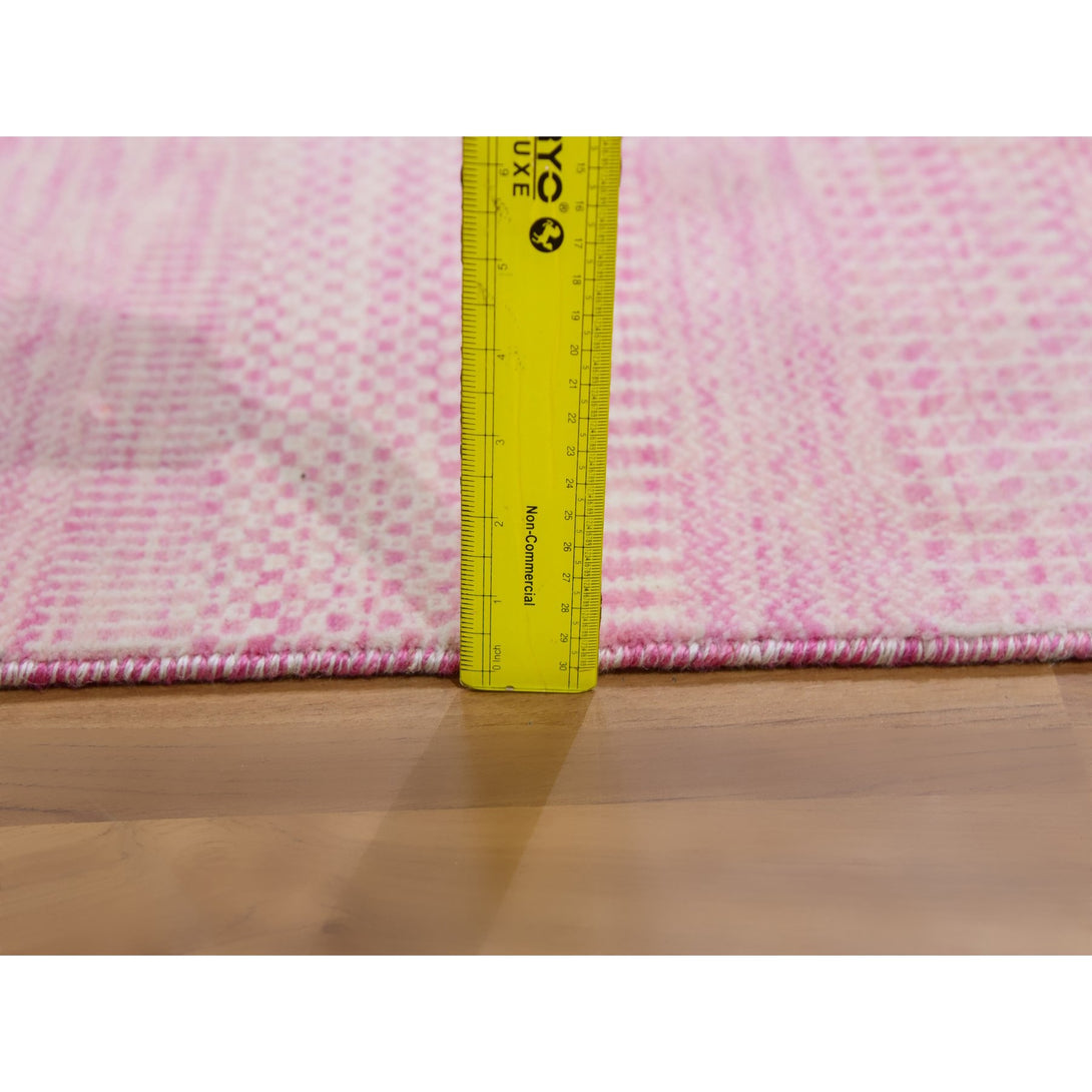 Handmade Modern and Contemporary Doormat > Design# CCSR79633 > Size: 2'-1" x 3'-1"