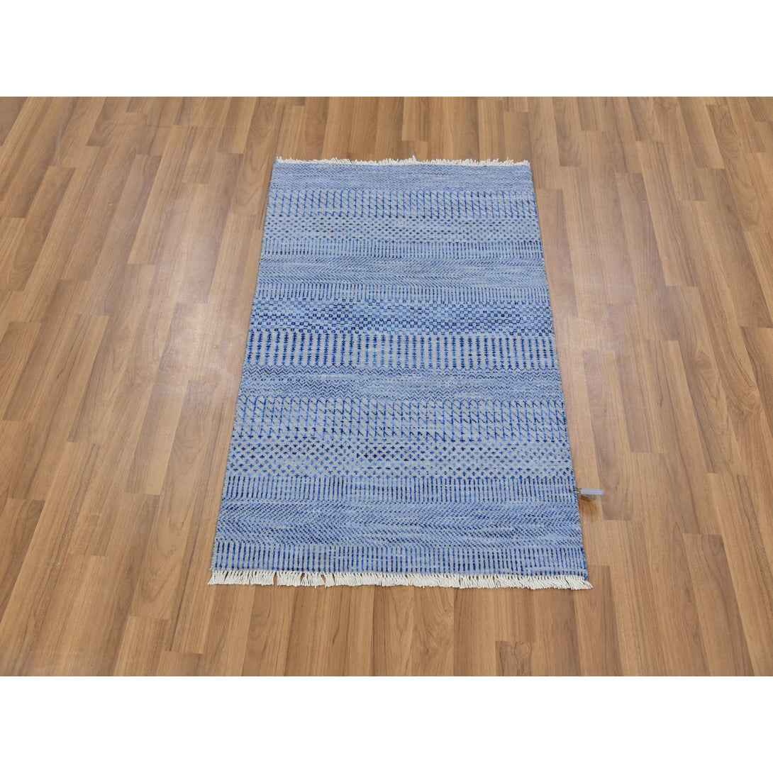 Handmade Modern and Contemporary Doormat > Design# CCSR79637 > Size: 2'-1" x 3'-3"