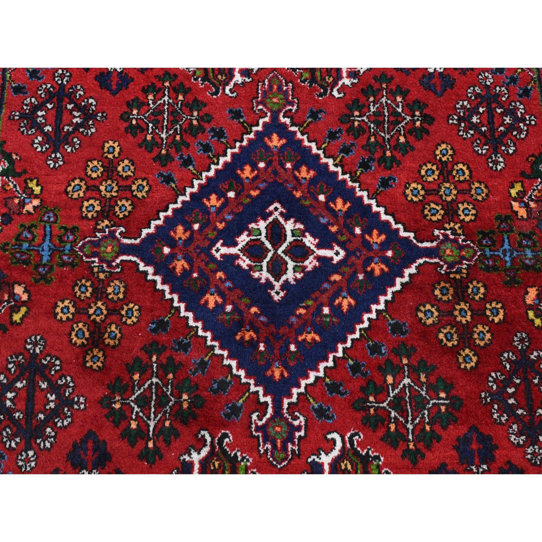 Handmade Persian Area Rug > Design# CCSR80483 > Size: 3'-7" x 5'-3"